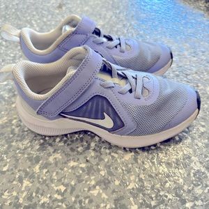 Girls NIKE size 12 sneakers. In great condition $15